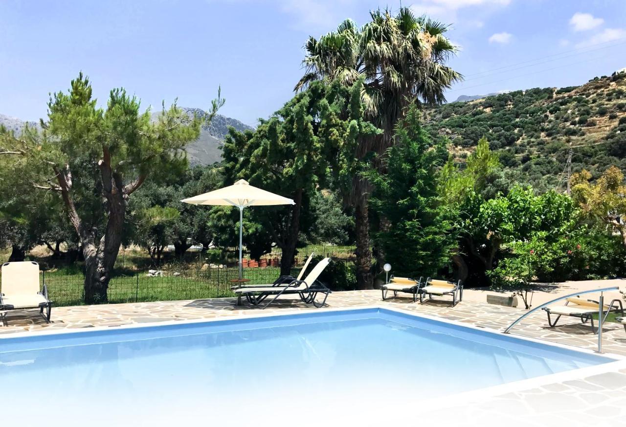 Irida Studios Hotel & Pool Πλακιάς Εξωτερικό φωτογραφία